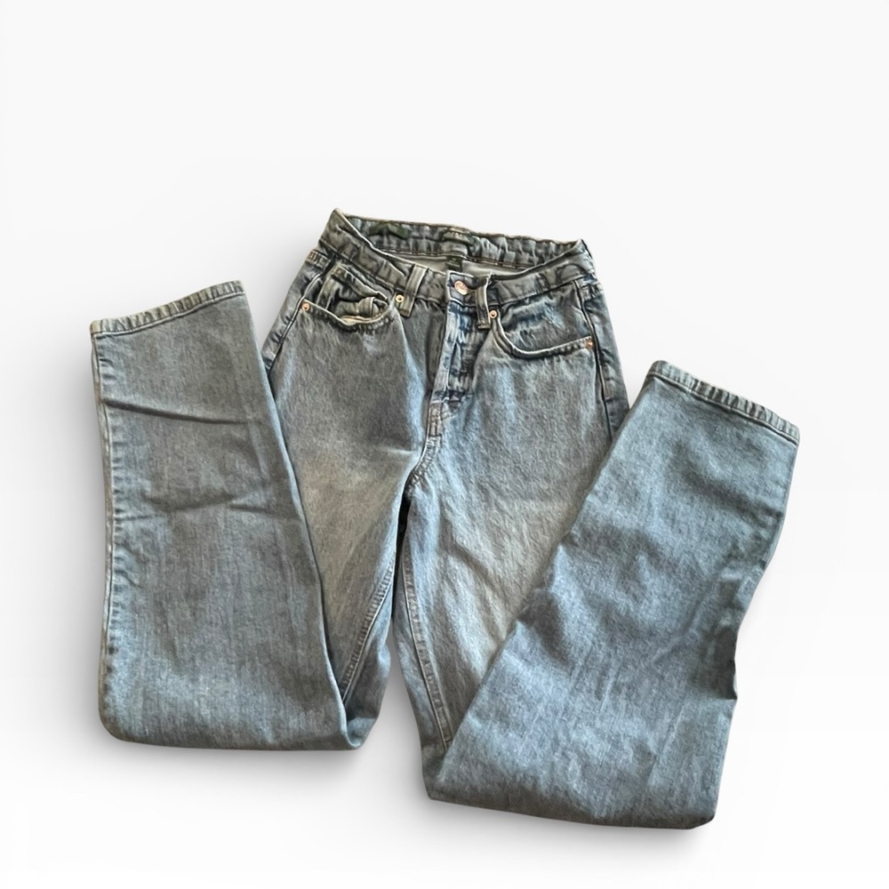 Wild Fable Women's high rise
Straight Leg Distressed Jeans - Light Blue size 00 - Picture 2 of 8